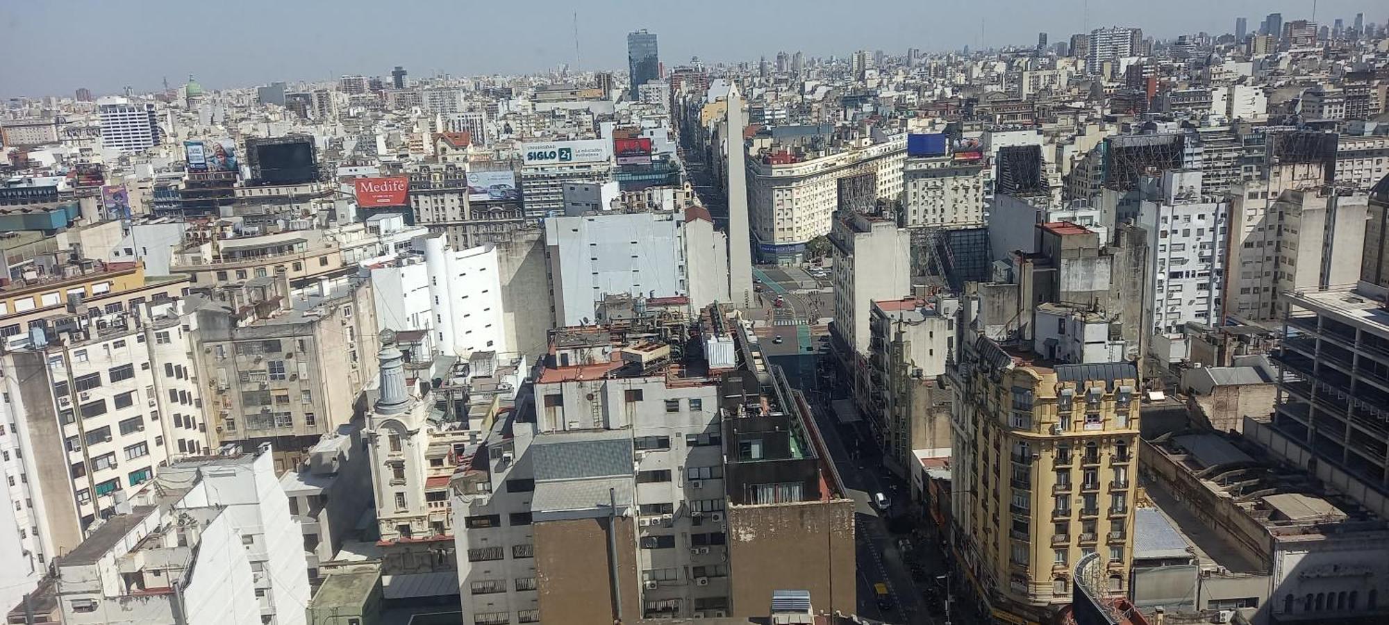 Que Mejor Vista Del Obelisco Piso A La Calle Corrientes Buenos Aires Eksteriør bilde