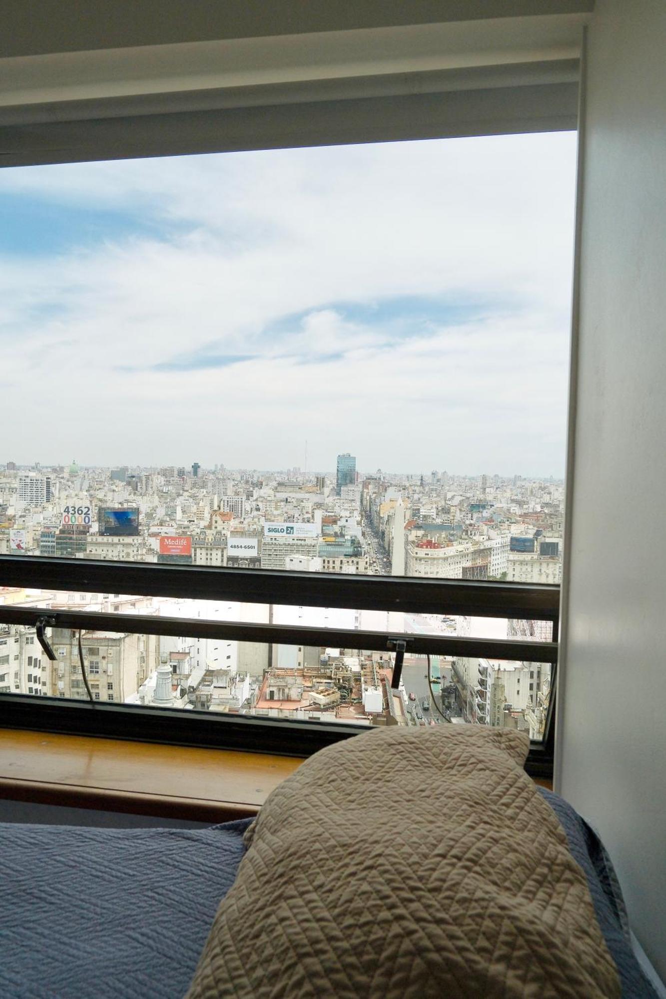 Que Mejor Vista Del Obelisco Piso A La Calle Corrientes Buenos Aires Eksteriør bilde
